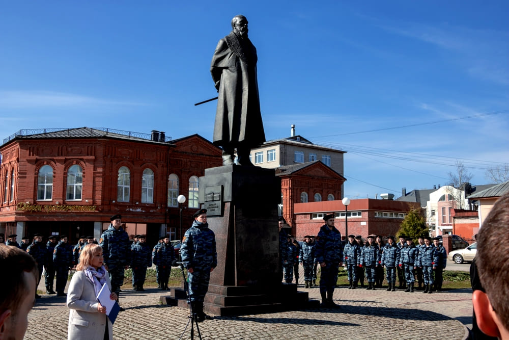 Площадь милютина череповец фото