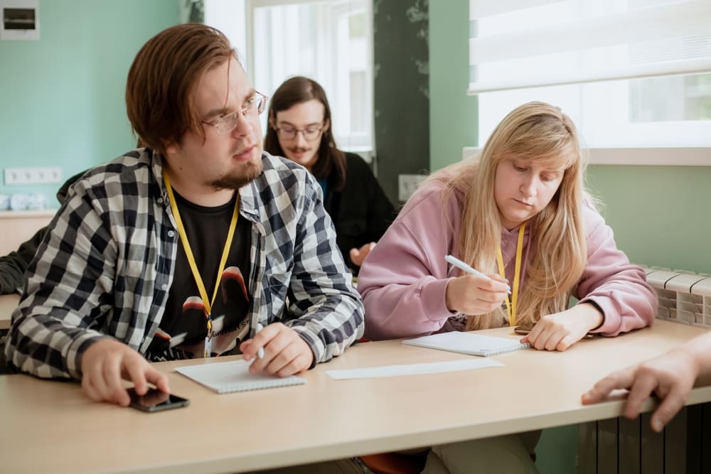 Студенты на всероссийском цифровом IT-кемпе «Интеллектуальная Карелия»