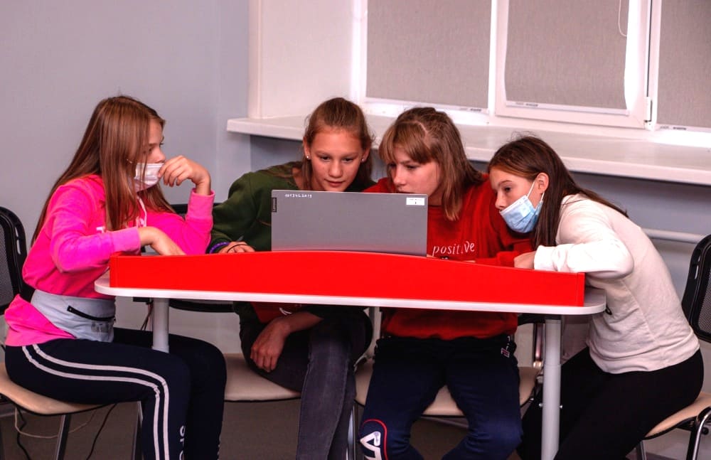 В ЧГУ провели мастер-класс по графическому дизайну для центра помощи «Наши дети»