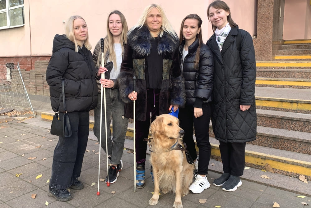 Студенты ЧГУ на съемках программы к Международному Дню белой трости