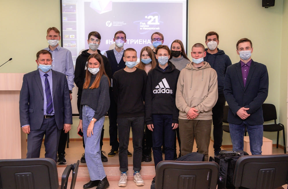 Аспиранты ЧГУ рассказали о возобновляемых источниках энергии